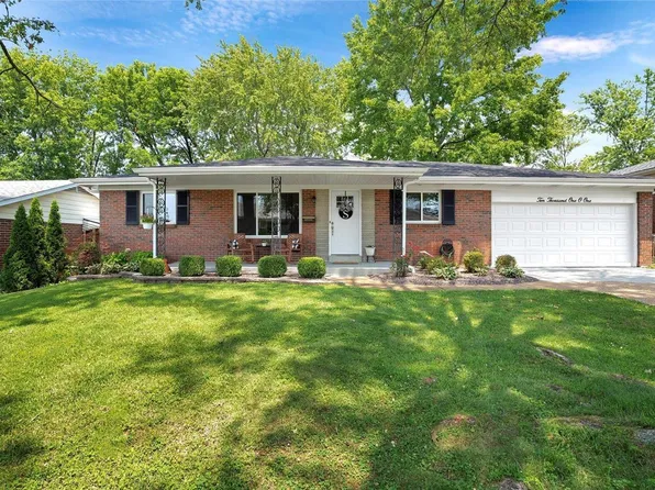 10101 Buffton Dr, Saint Louis, MO 63123