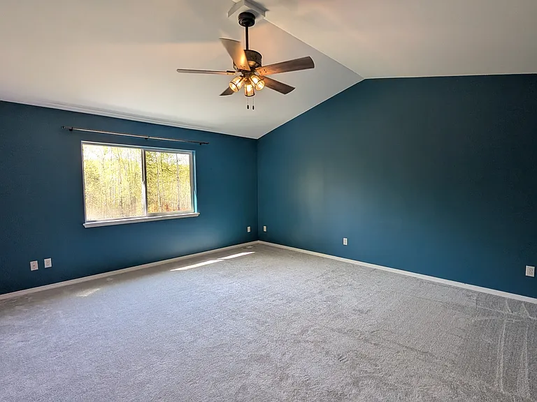 12934 Rosser Dr — Photo 17