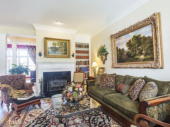 4th image of 324 Trenton Cir