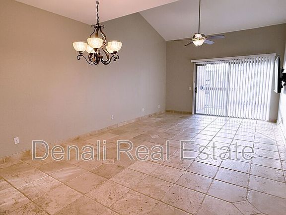 4th image of 205 N 74th St Unit 219