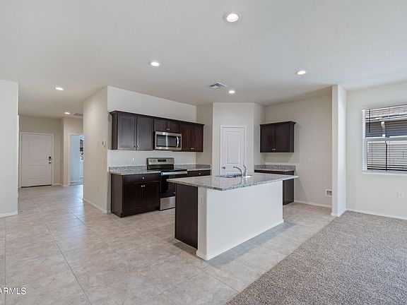 5th image of 1344 W KENNEDY Avenue