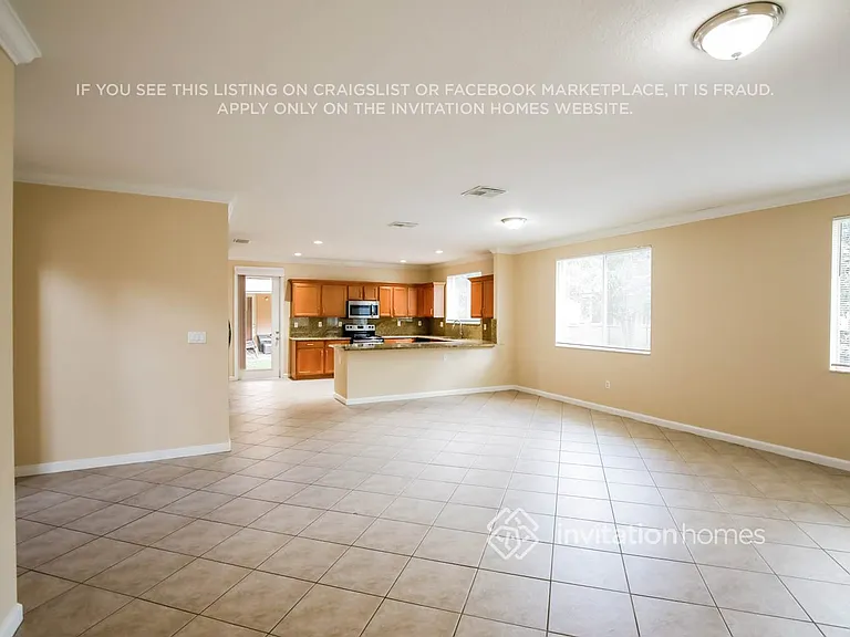 946 NW 206th St — Photo 7