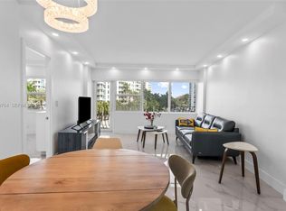 3250 NE 28th St APT 403, Fort Lauderdale, FL 33308