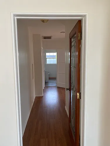 1064 Newby St Photo 1