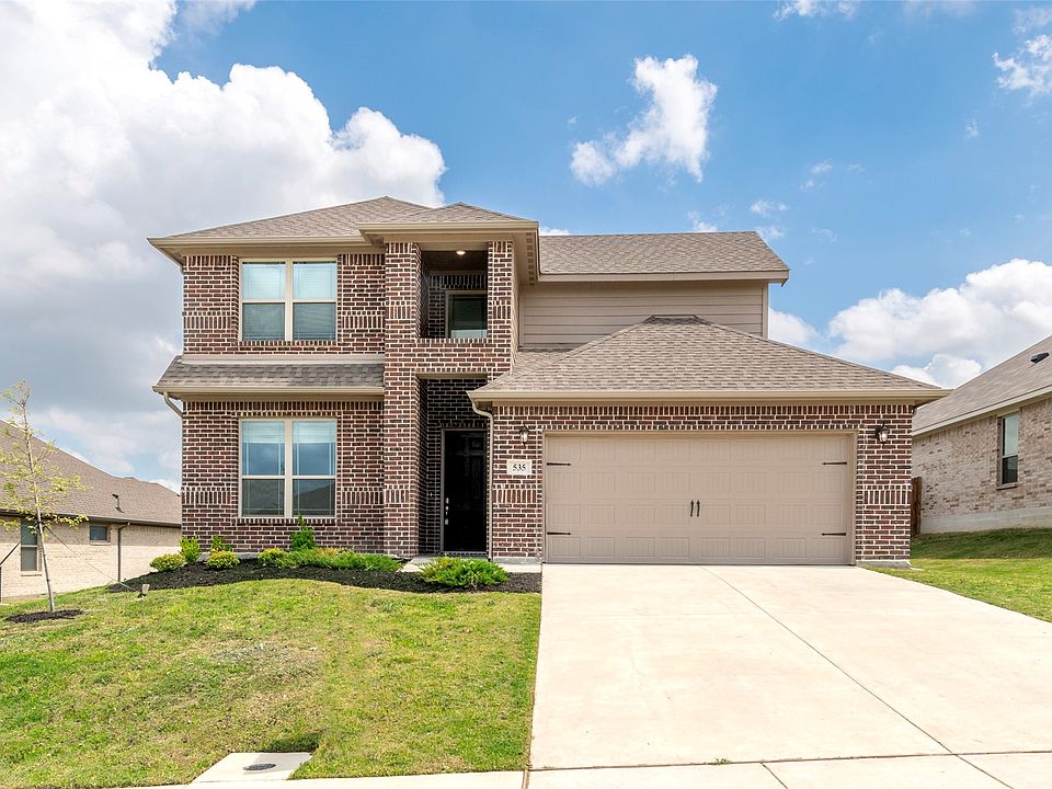 1st image of 535 Hillcrest Cir