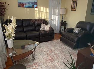 743 Canaan Rd APT 26, Bridgeport, CT 06610