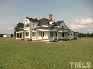 533 Hodges Chapel Church Rd, Dunn, NC 28334