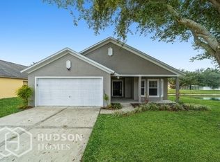 2401 Merry Rd, Tavares, FL 32778