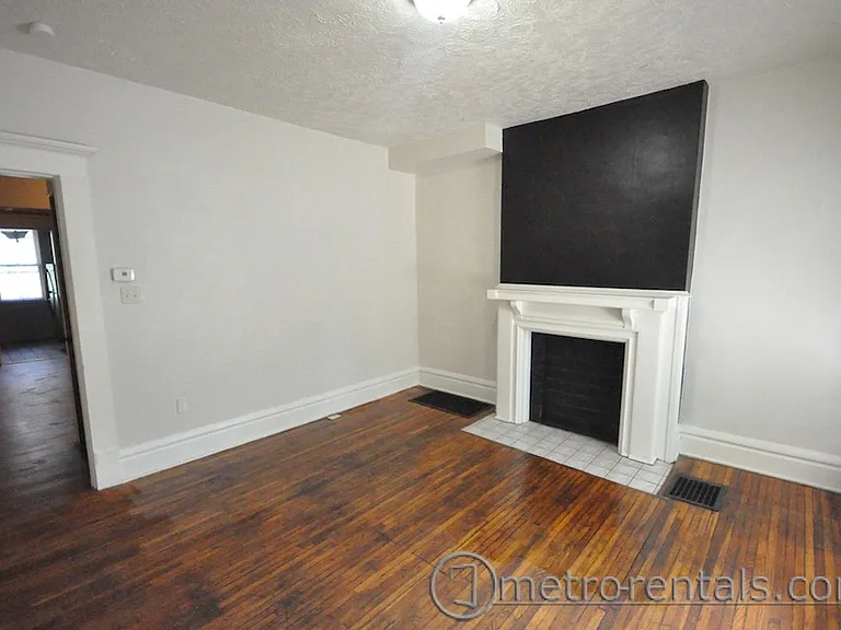 202 E 9th Ave #9 — Photo 2