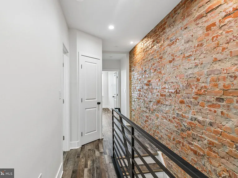 3156 Almond St — Photo 24