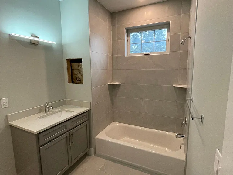 268 Main St #5 — Photo 8
