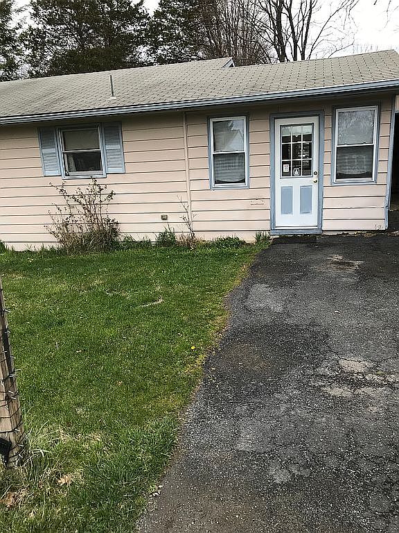 158 Burton Rd Cresco PA 18326 Zillow