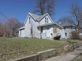 1019 Columbia St, Waterloo, IA 50703