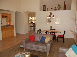 9733 E Sandcastle Ct, Tucson, AZ 85749