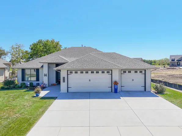 5945 Forbes St, Wichita, KS 67220