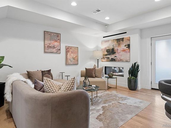 5th image of 2125 S Grant Street