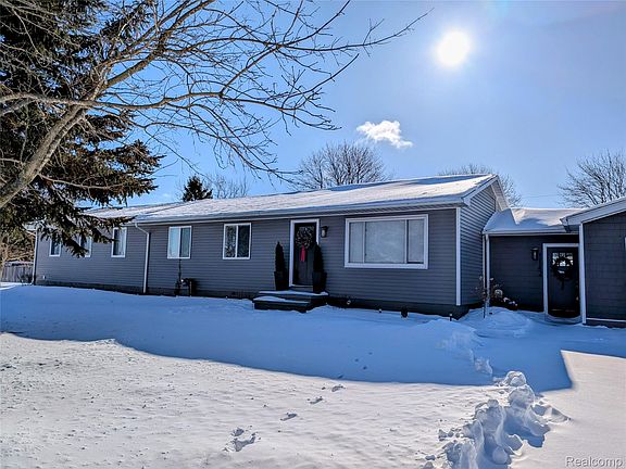 2nd image of 1142 George St