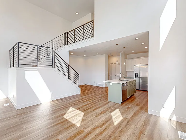 1583 W Stark Dr — Photo 49