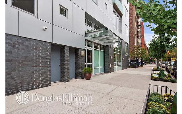 Sold by Douglas Elliman | media 20