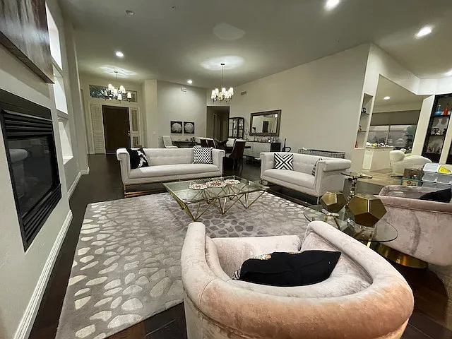 8317 E Feathersong Ln — Photo 8
