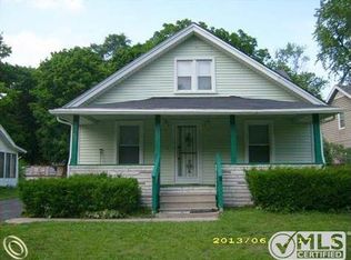 70 Ruth Ave, Pontiac, MI 48341