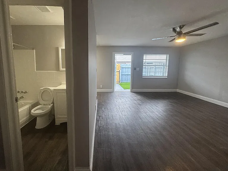 522 SW 20th Ave #2 — Photo 7