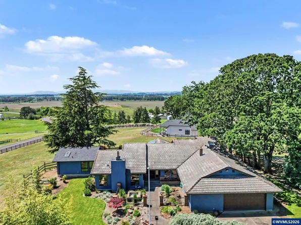 10725 Oak Dr SE, Salem, OR 97306