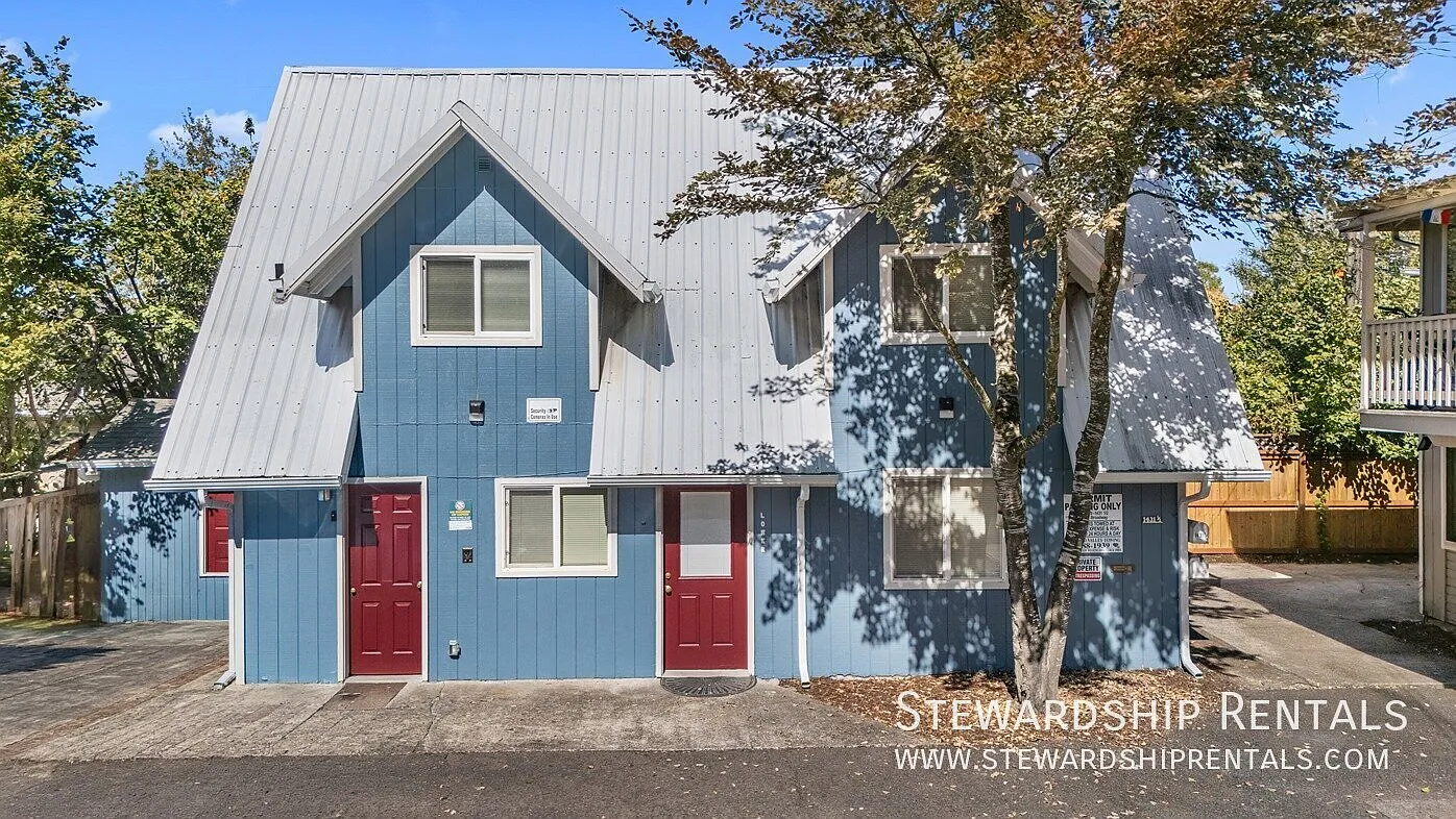 1 Bed / 1 Bath Duplex in West Eugene — Photo 1