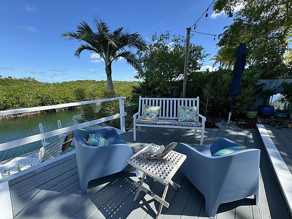 One of many seating areas on back deck