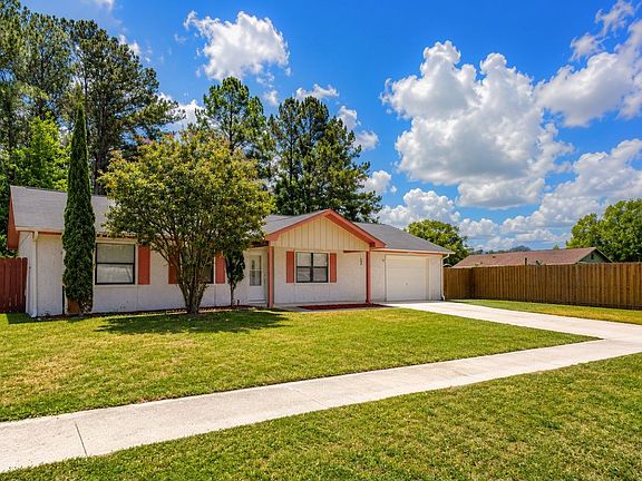 2nd image of 603 Plantation Village Dr