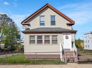 155 Grand St, Worcester, MA 01603