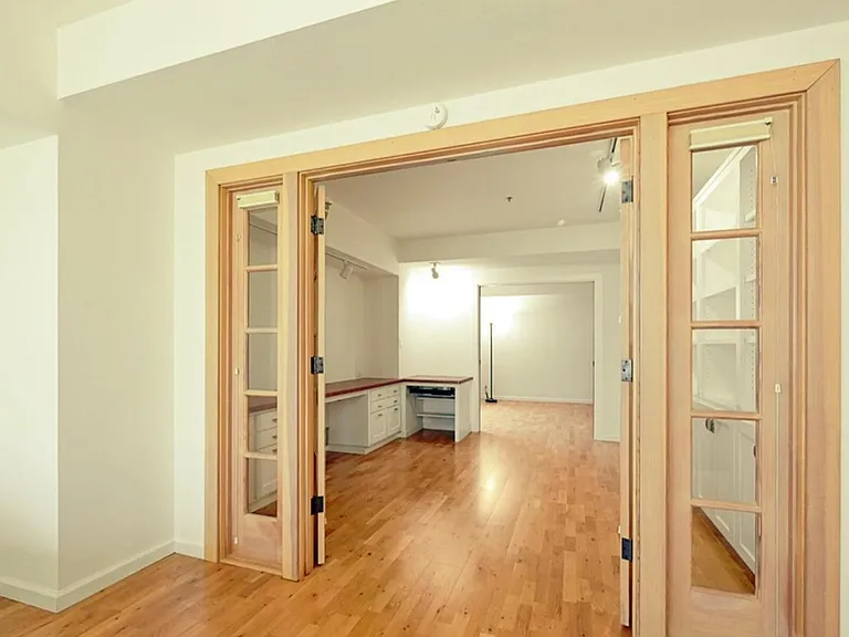 601 Van Ness Ave #151 — Photo 27
