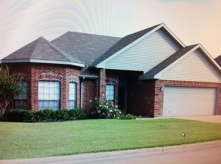 113 Stonebriar Way, Terrell, TX 75160