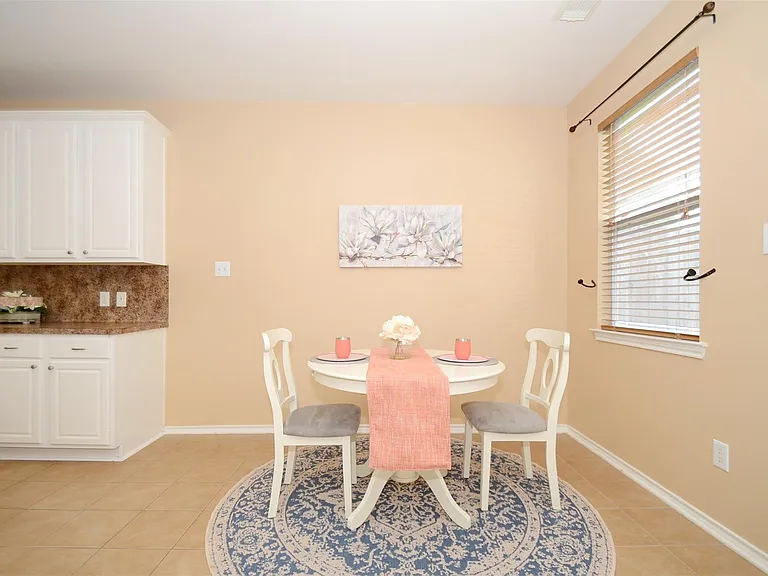 5606 Claybeck Ln — Photo 7