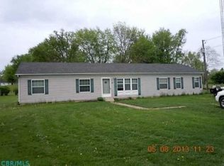 30 Ford Ave SW, Pataskala, OH 43062
