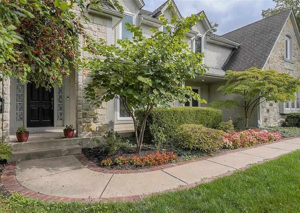 2nd image of 12217 Washington Ct