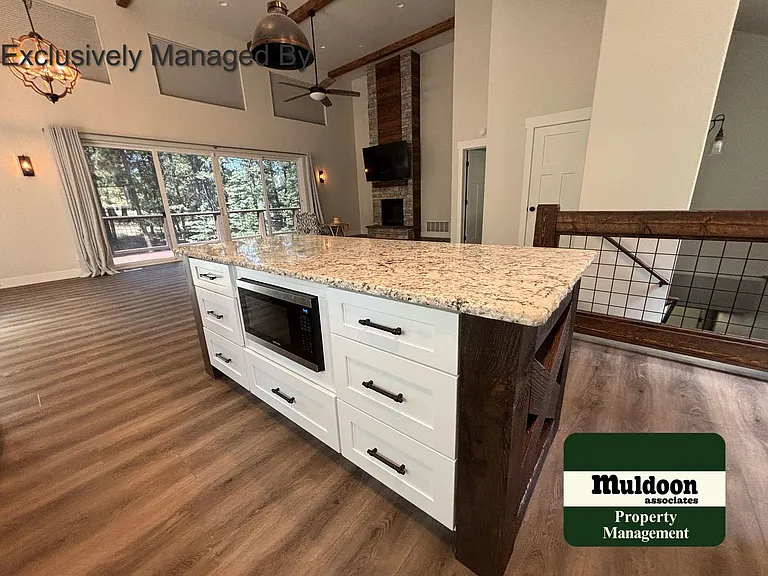 294 Southpark Rd — Photo 3