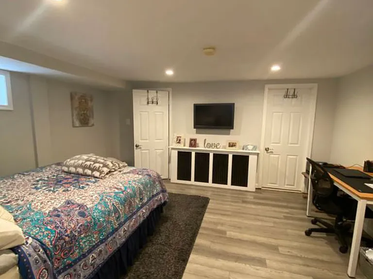 basement bedroom