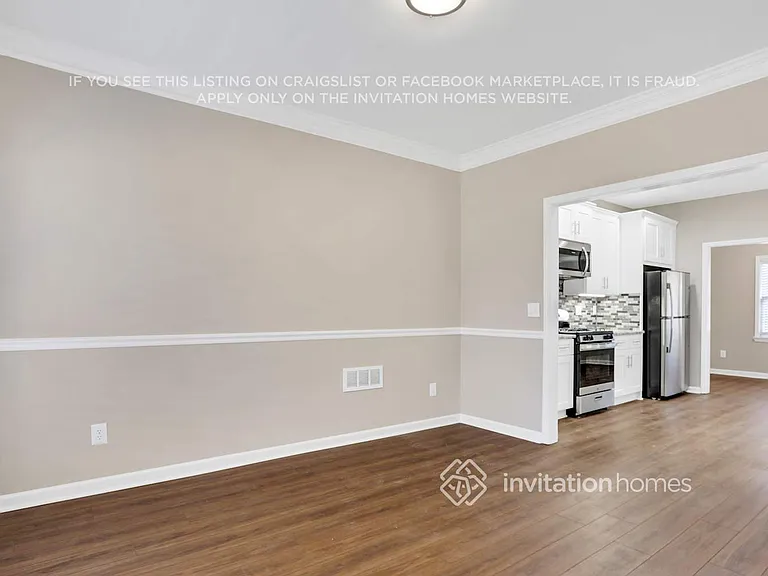 5504 Millers Creek Dr — Photo 11
