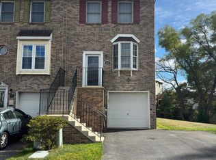 519 Blacksmith Ln, Newark, DE 19702