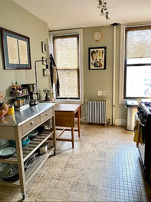 Rented by Remax Real Estate Professionals | media 10