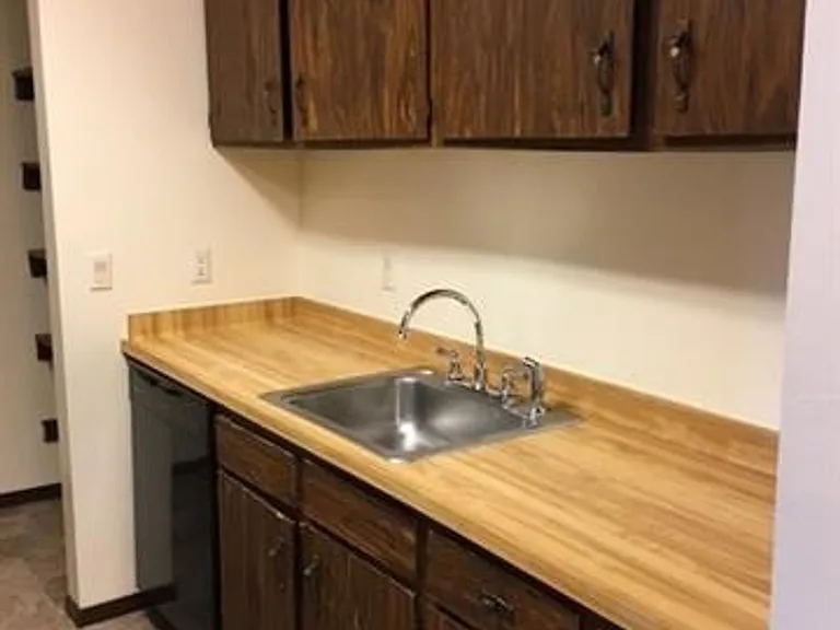 212-214 Sunset Ln — Photo 13