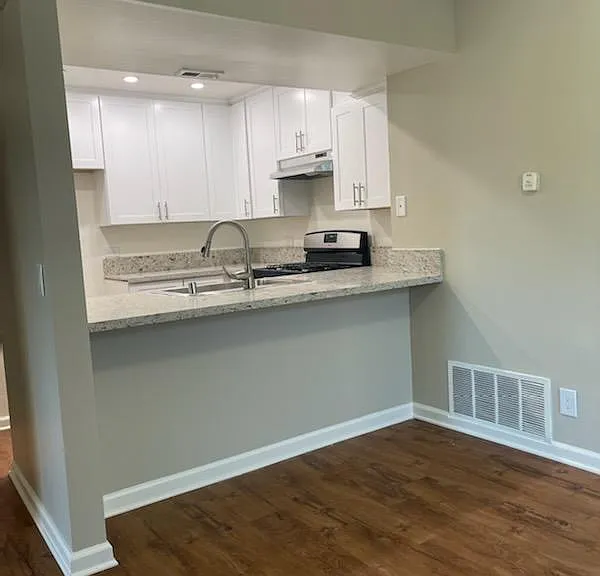 Trask Apartments — Photo 11