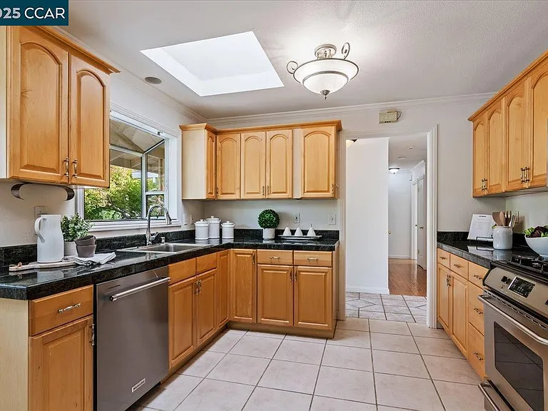 17 Muth Dr — Photo 12