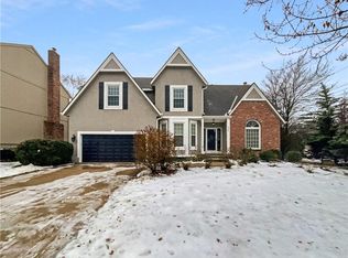 5449 W 129th Ter, Leawood, KS 66209