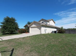 122 Bayliss St, Hutto, TX 78634