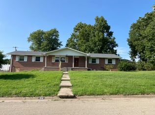 104 7th St, Wakefield, KS 67487