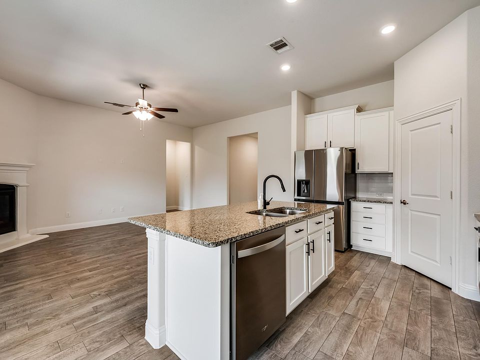 1st image of 11132 Klondike Ln