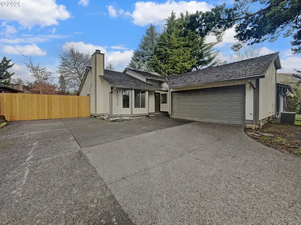 10835 SW Summer Lake Dr, Tigard, OR 97223
