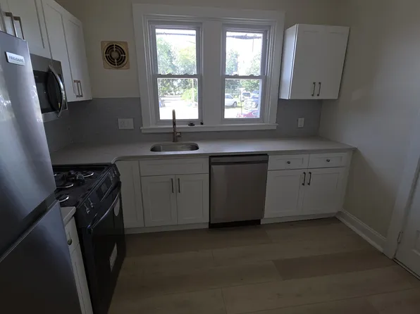 5922 Chew Ave, Philadelphia, PA 19138